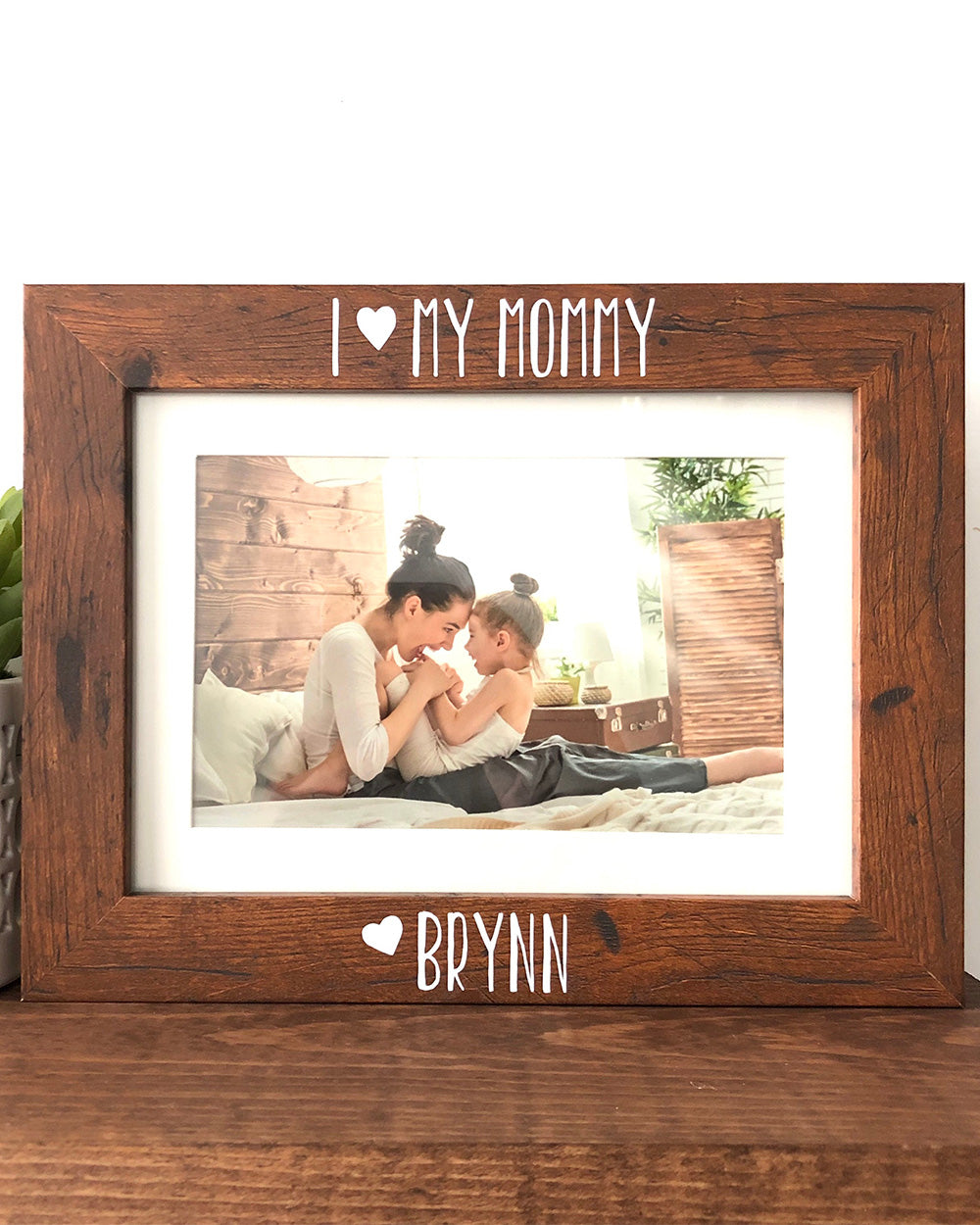 "I Love My Mommy" Picture Frame Gift - Personalized from Son or Daughter. A Special Way to Show Mom Your Love, Ideal for Mother's Day or as a Thoughtful Baby Gift.